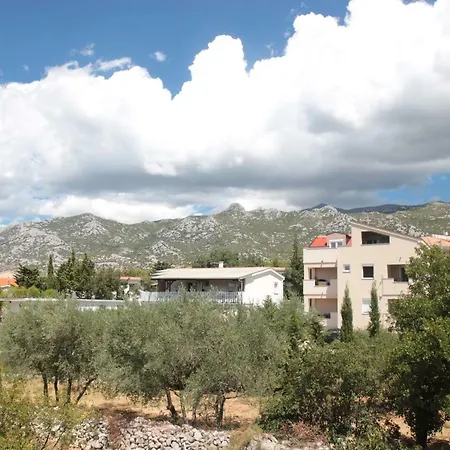 Irina 公寓 洛瓦尼斯卡