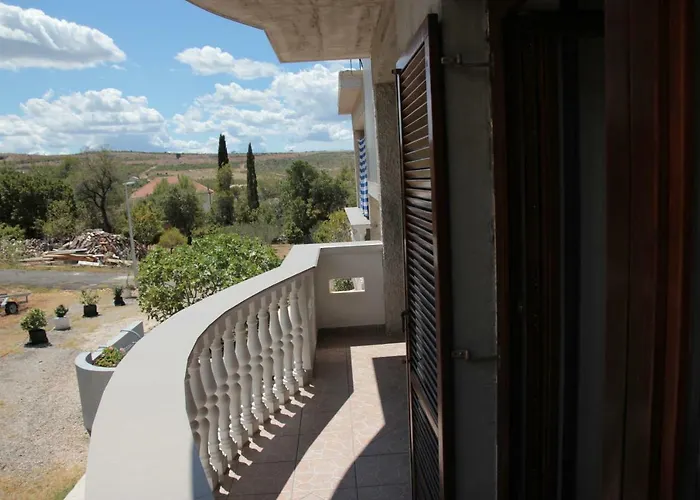 Irina * 로바니스카